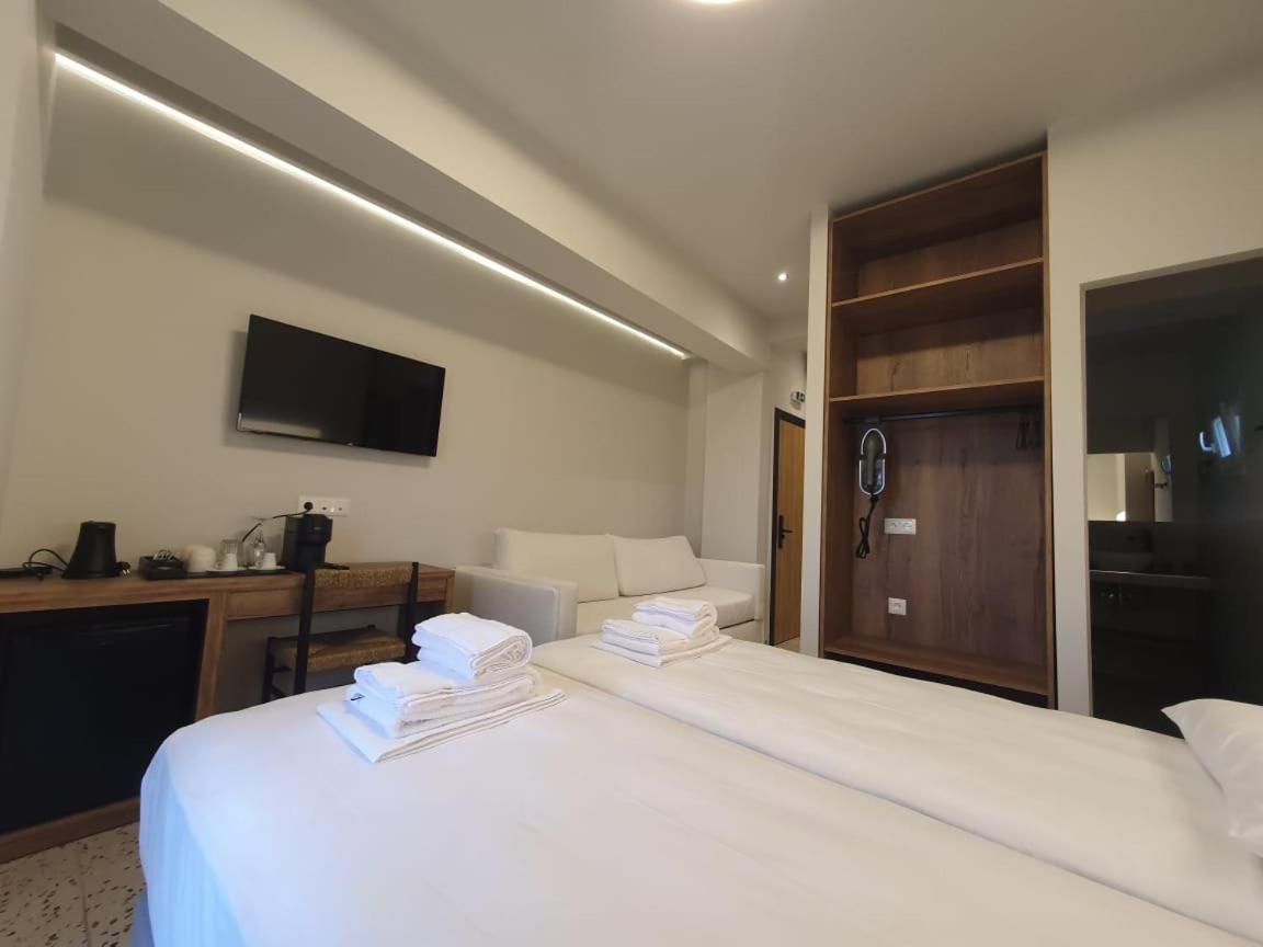 Uphill Unique Boutique Suites Skiathos Exteriér fotografie